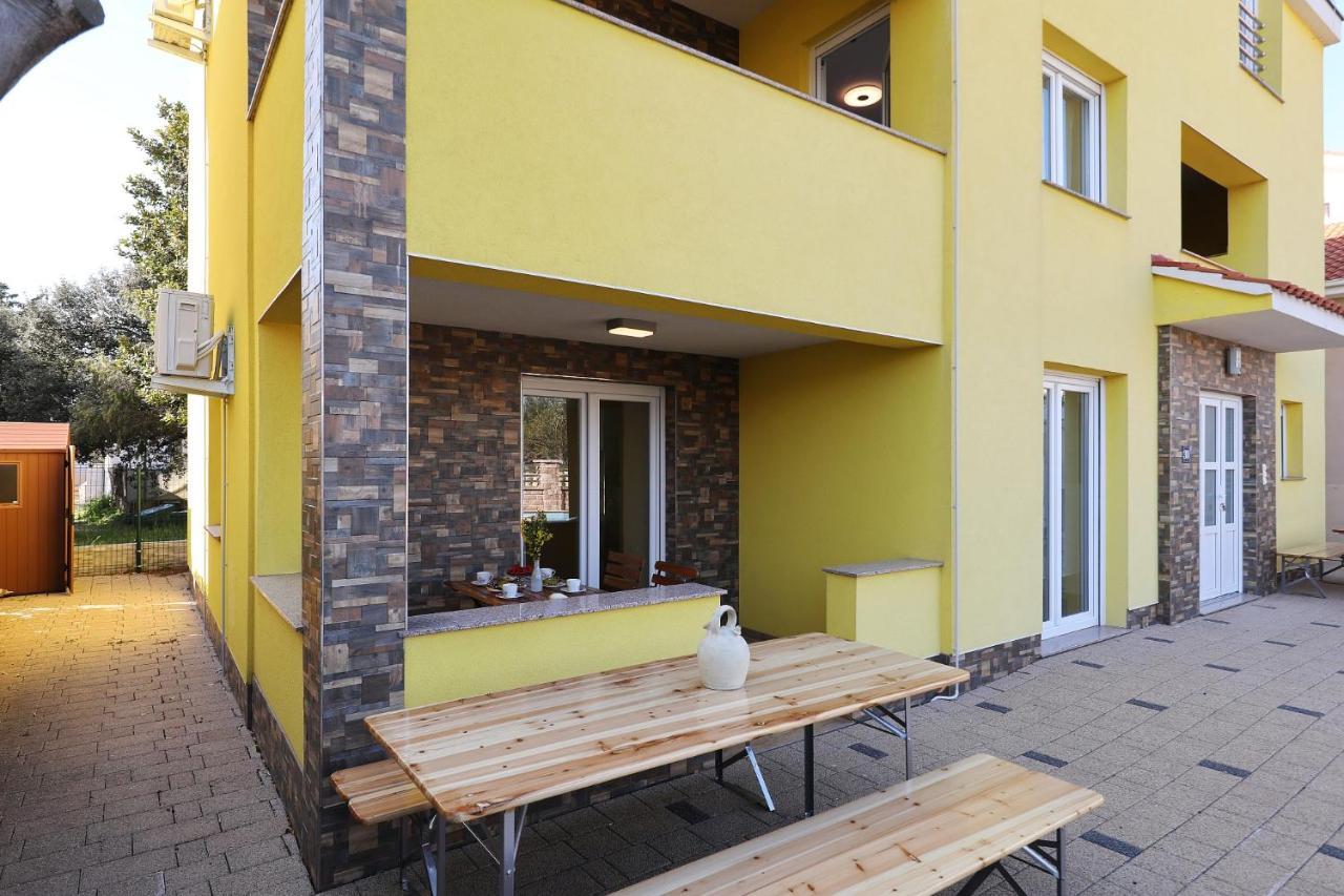 Apartment Oliva Vrsi