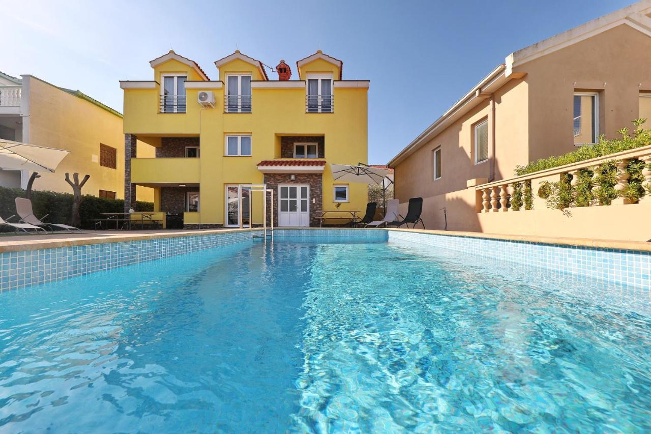 Oliva Apartment Vrsi