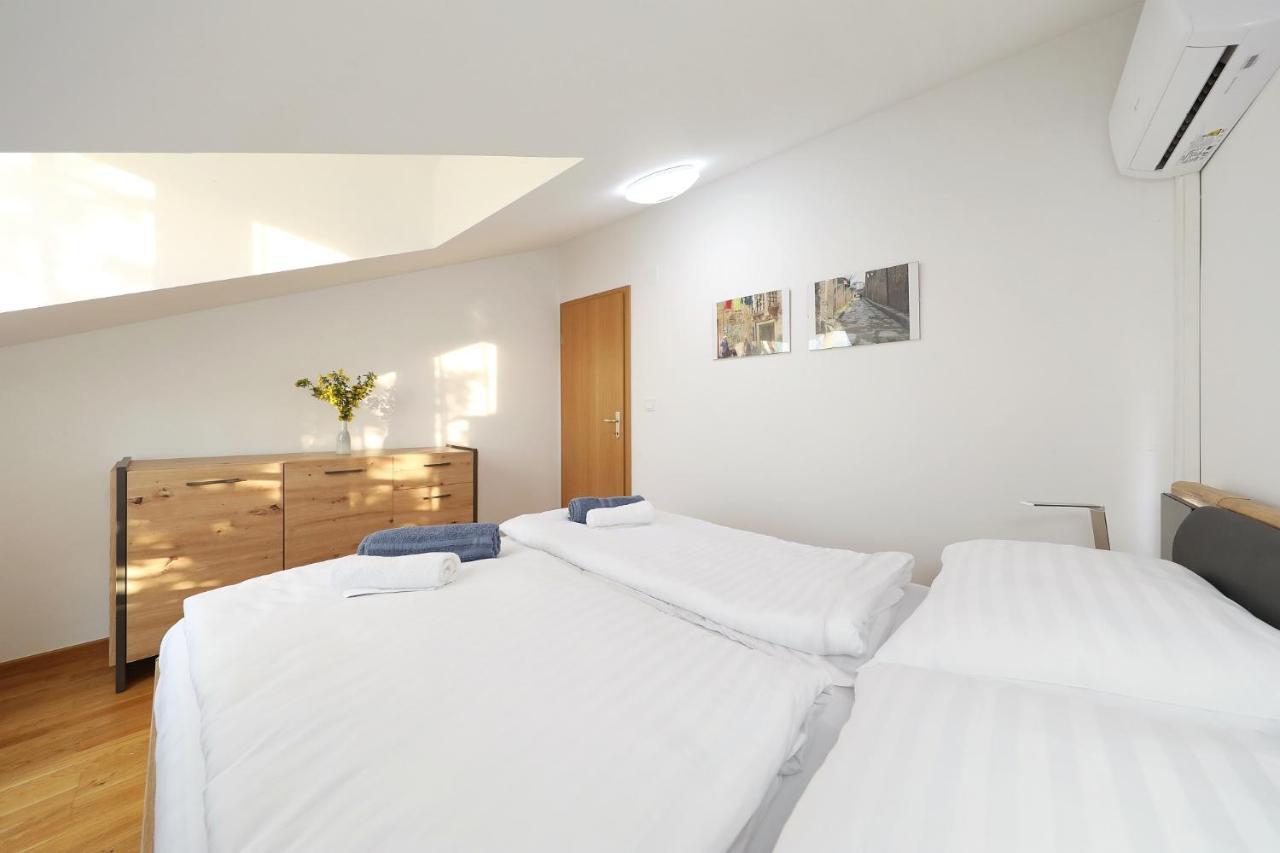 Apartment Oliva *