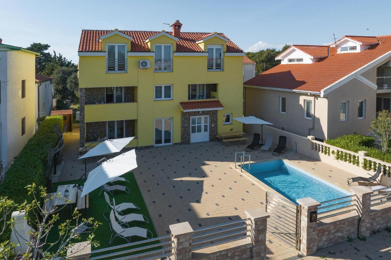 Apartment Oliva *